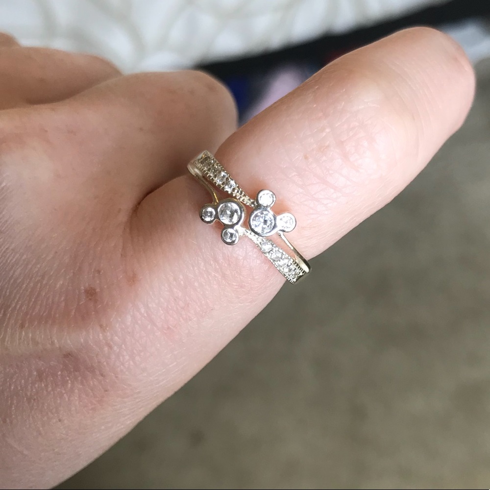 Disney world sterling silver ring 6 Mickey